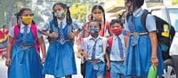 ఎండల ఎఫెక్ట్ తెలుగు రాష్ట్రాల్లో స్కూల్స్‌కు సమ్మర్ హాలిడేస్!